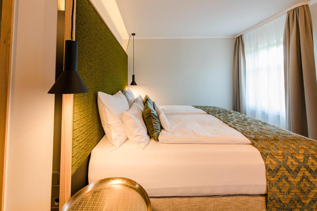 Weinhotel Freylich Zahn Фрейбург Экстерьер фото