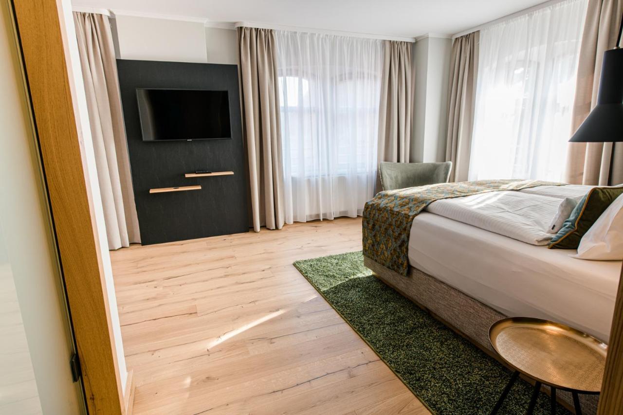 Weinhotel Freylich Zahn Фрейбург Экстерьер фото