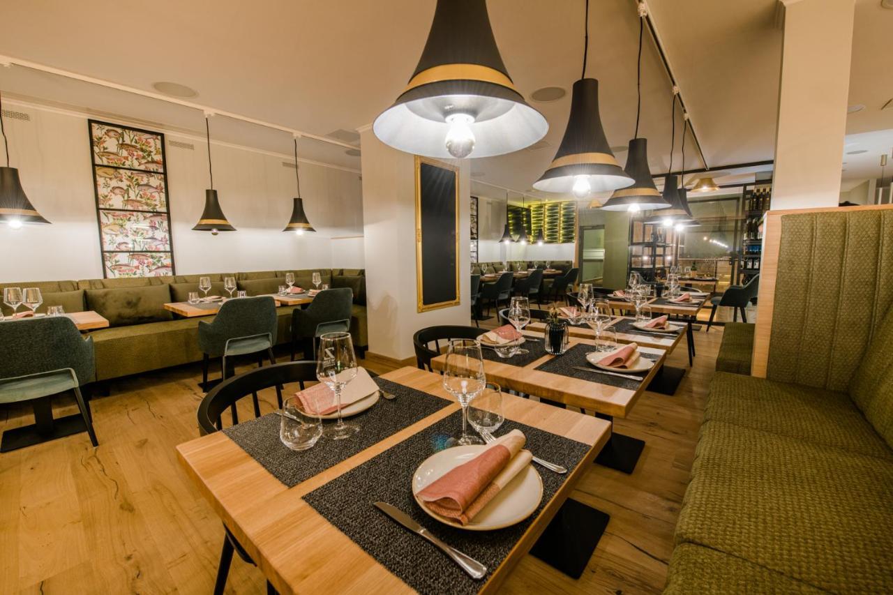 Weinhotel Freylich Zahn Фрейбург Экстерьер фото